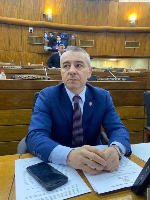 SIU: cooperación internacional debe continuar, pero extranjeros no pueden intervenir directamente, según diputado - Política - ABC Color