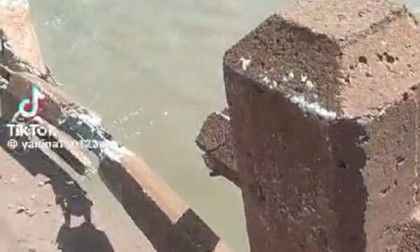 Urge reparación de vallado en puente sobre el Monday
