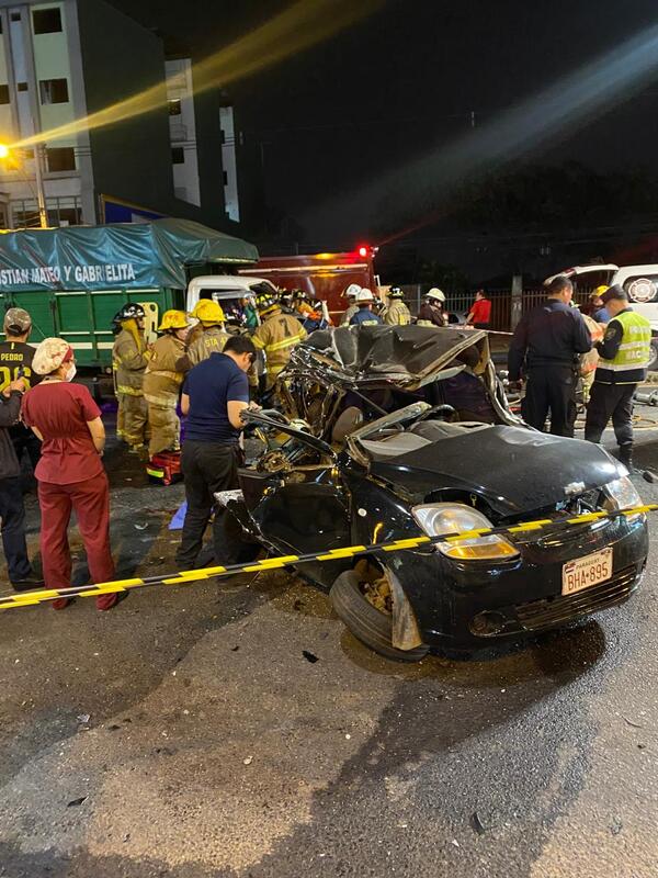 Violento choque en San Lorenzo deja un fallecido - trece