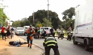 Una joven motociclista muere al chocar por un camión en San Lorenzo – Prensa 5