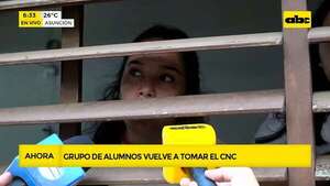 CNC: Estudiantes vuelven a tomar la institución y exigen renuncia del director - ABC Noticias - ABC Color