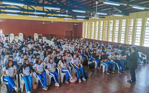 Serie de charlas preventivas en escuelas de Franco