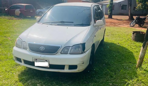 Menor al volante: directora denunció a alumno porque iba al colegio manejando - Noticiero Paraguay