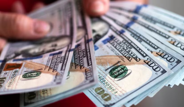 Menor ingreso por soja y preparativos para compras de fin de año generan escasez de dólares
