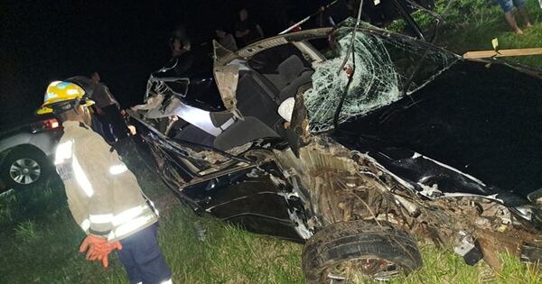 Diario HOY | Policía fallece tras sufrir aparatoso accidente de tránsito en Carayaó
