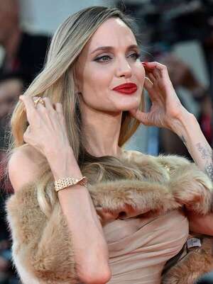 Te mostramos los deslumbrantes looks de Angelina Jolie en Venecia - Gente - ABC Color