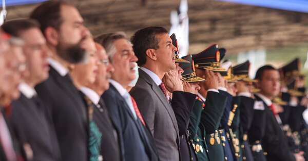 Diario HOY | Peña saluda a los policías en su día: “Honramos a estos servidores públicos”