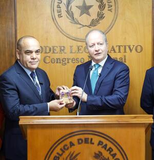 PGN 2025 asciende a USD 17.557 millones, un 14% más que el plan vigente - MarketData