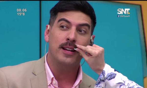 [VIDEO] ¡Novaseo! ¡Aseguran que el bigote de Chiche Corte da suerte al que lo toca!