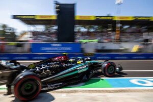 Versus / Lewis Hamilton marca el tiempo más veloz del viernes en Monza