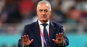 Alfaro completó su lista para medir a Uruguay por las Eliminatorias y tres serían elegidos del plano local