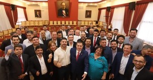 Los colorados chocan con Víctor Fernández y lo quieren sacar del Consejo de Seccionales de la capital