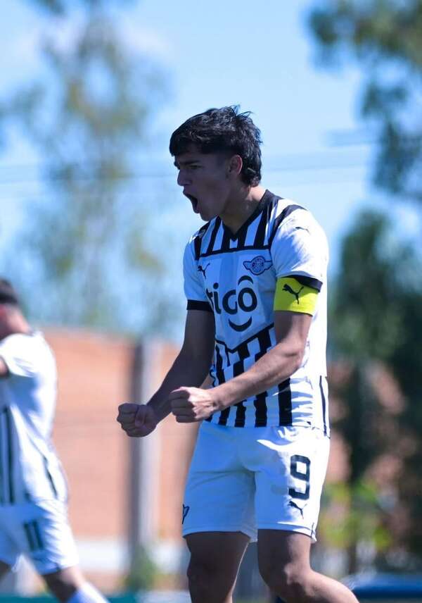 Detalles de lo que fue la fecha 25 en la Sub 15 - Fútbol - ABC Color