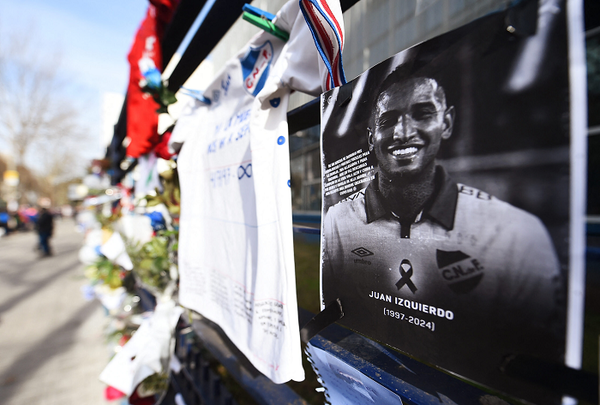 La familia de Juan Izquierdo cobrará su sueldo durante los próximos ocho años - Noticiero Paraguay
