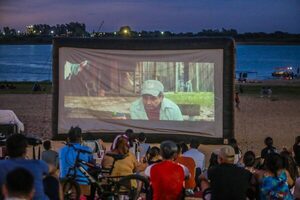 Cine bajo el cielo de Asunción: Muestra de Cortometrajes Caaguaceños - .::Agencia IP::.