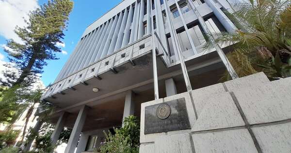 La Nación / Ministerio de Defensa avanza en reglamentación de ley para indemnizar a excombatientes del 89