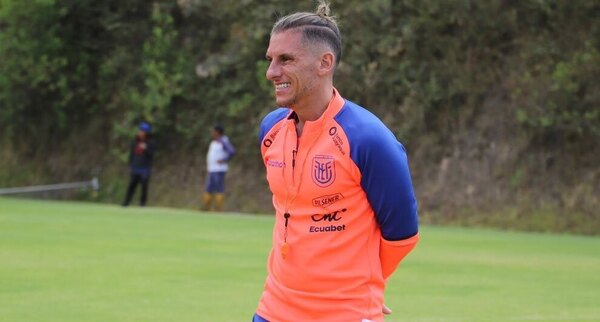 Versus / La primera lista de Beccacece al frente de Ecuador para enfrentar a Brasil y Perú