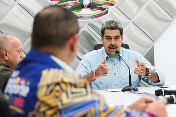 Maduro dice que “una cuenta llamada Anonymous” había amenazado con un apagón nacional - Mundo - ABC Color