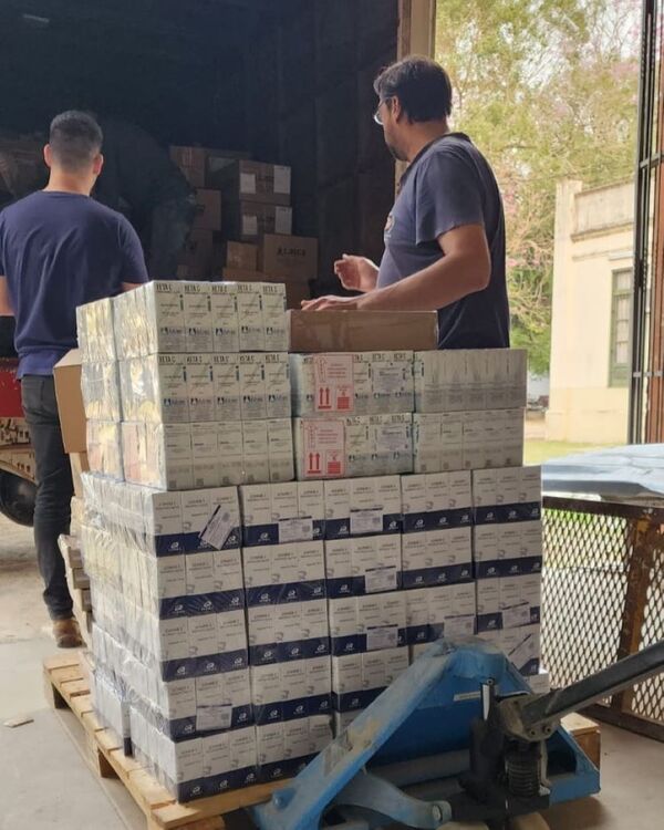 Región Sanitaria de Ñeembucú recibe medicamentos por G. 641 millones - .::Agencia IP::.