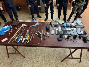 INCAUTARON ARMAS, DROGAS Y ALCOHOL EN EL CERESO - Itapúa Noticias