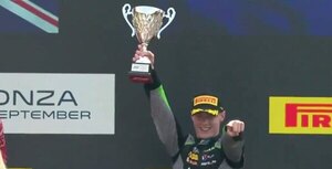 Versus / ¡Tremenda carrera! Duerksen fue podio en el "sprint" de Monza
