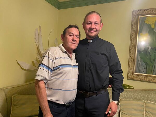 Orgullo itapuense: se recibió de sacerdote ortodoxo en Ucrania