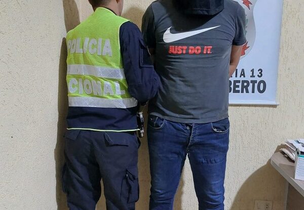 Detienen a sujeto por violencia familiar