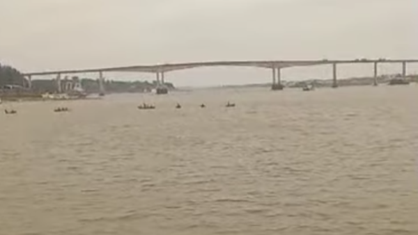 Pescadores bloquean navegación del río Paraguay en zona del puente Remanso