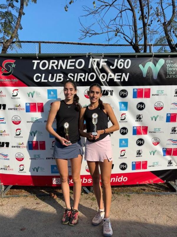 Las hermanas Ana Julieta y Victoria Lopez son vicecampeonas en dobles en Chile