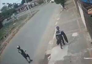 Video: así los “chespis” acorralaron a un marinero - Policiales - ABC Color
