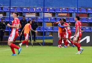 Libertad vs. General Caballero JLM: El rojo sorprende y se lleva un triunfo clave - Fútbol - ABC Color