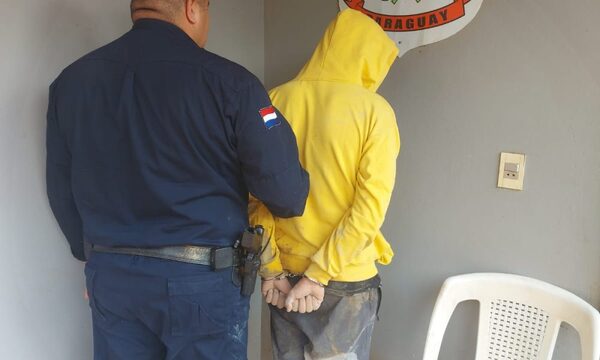 Detienen a sujeto que creaba problemas con arma de fuego