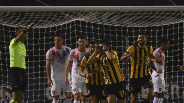 El Guaraní de Chiqui Arce amarga a Cerro Porteño