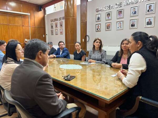 Ruta de la soberanía: MOPC firmó contrato con empresa extranjera denunciada por falsificación - Economía - ABC Color