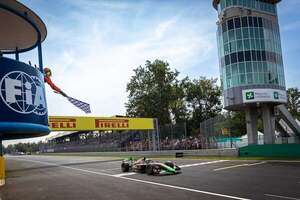 FIA Fórmula 2-Monza, Italia: Duerksen remonta y sube al podio - ABC Motor 360 - ABC Color