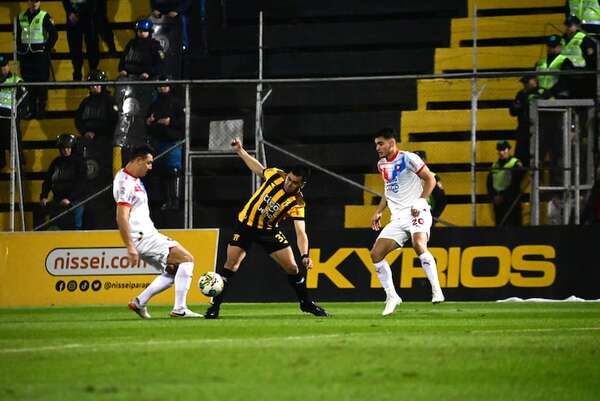 Torneo Clausura: Se cortaron las rachas - Fútbol - ABC Color