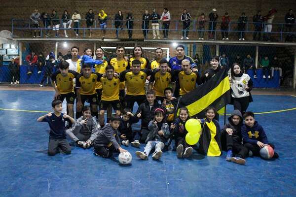 Copa de Oro de fútbol de salón: Frenada de los candidatos a avanzar al cuadrangular - Polideportivo - ABC Color