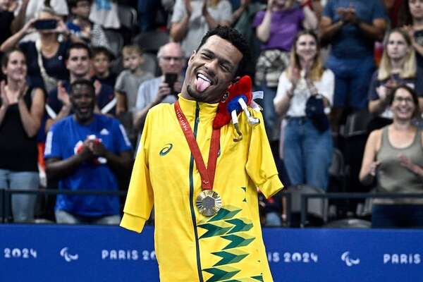 Nadador Gabrielzinho continúa imparable en los Paralímpicos de París 2024 - Polideportivo - ABC Color