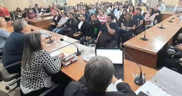 La Nación / Buscan titular a las escuelas centenarias