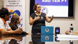 Una madre recorre entidades educativas para concienciar sobre espectro autista