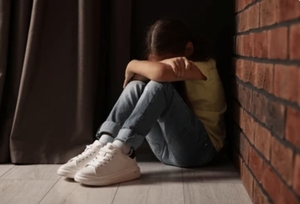 Azote’y. Nativo es denunciado por su supuesto abuso sexual contra su hija de 11 años.