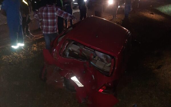 Conductor huye tras protagonizar accidente