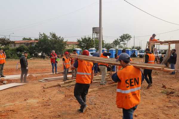 21 familias ya fueron reubicadas tras el incendio en la Chacarita - trece