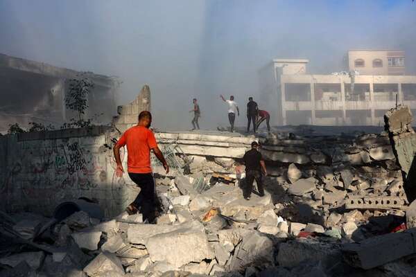 Al menos 11 muertos en nuevo bombardeo israelí contra escuela en Ciudad de Gaza - Mundo - ABC Color