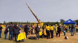 Niños disfrutaron de una mañana carga de actividades por el día del bombero - Nacionales - ABC Color