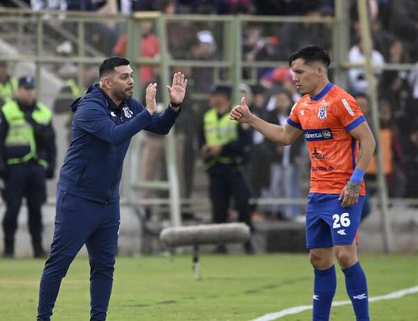 Felipe Giménez: “El puntero lo pasó mal” - Fútbol - ABC Color