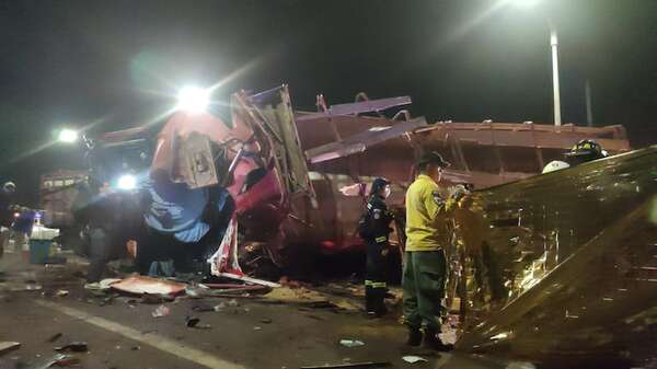 Grave accidente en Pedrozo: ¿sabe cuánto cobra por año el concesionario de la ruta PY02? - Economía - ABC Color