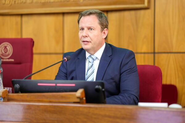 Ministro Martínez Simón expuso al Congreso los lineamientos fundamentales del proyecto de Ley del Registro Unificado Nacional (RUN)