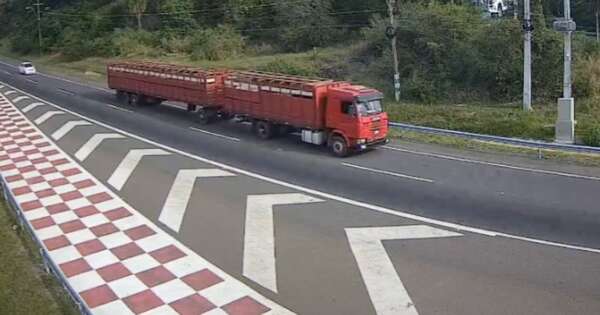 La Nación / Video muestra que conductor no usó rampa de seguridad ni respetó carril derecho