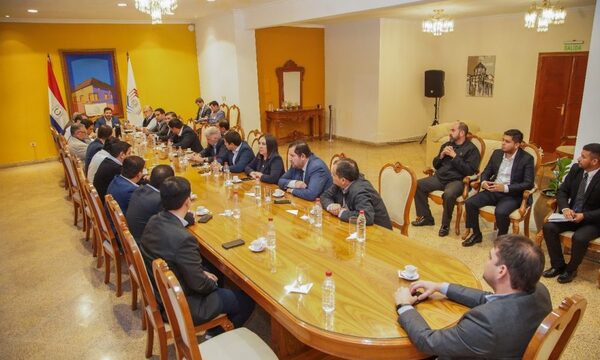 Ministros del TSJE mantuvieron una audiencia con autoridades del PLRA